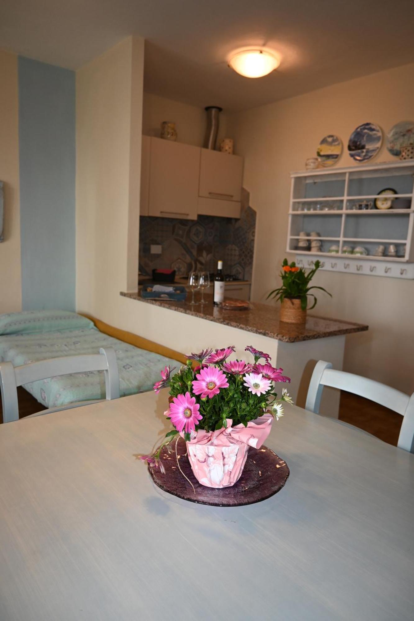 לקונה Residence Il Mandorlo מראה חיצוני תמונה